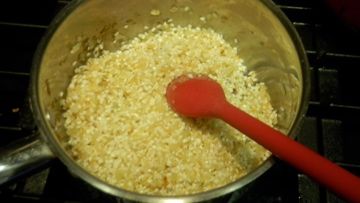 sauteing rice for risotto
