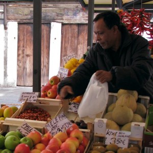 Apples in market
