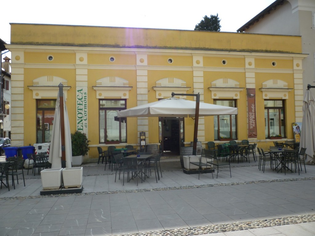 Enoteca di Cormons - Italiaoutdoorsfoodandwine bike tours italy