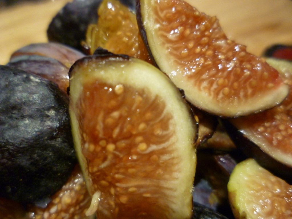 fresh figs in italy cycling dolomites italiaoutdoors food and wine