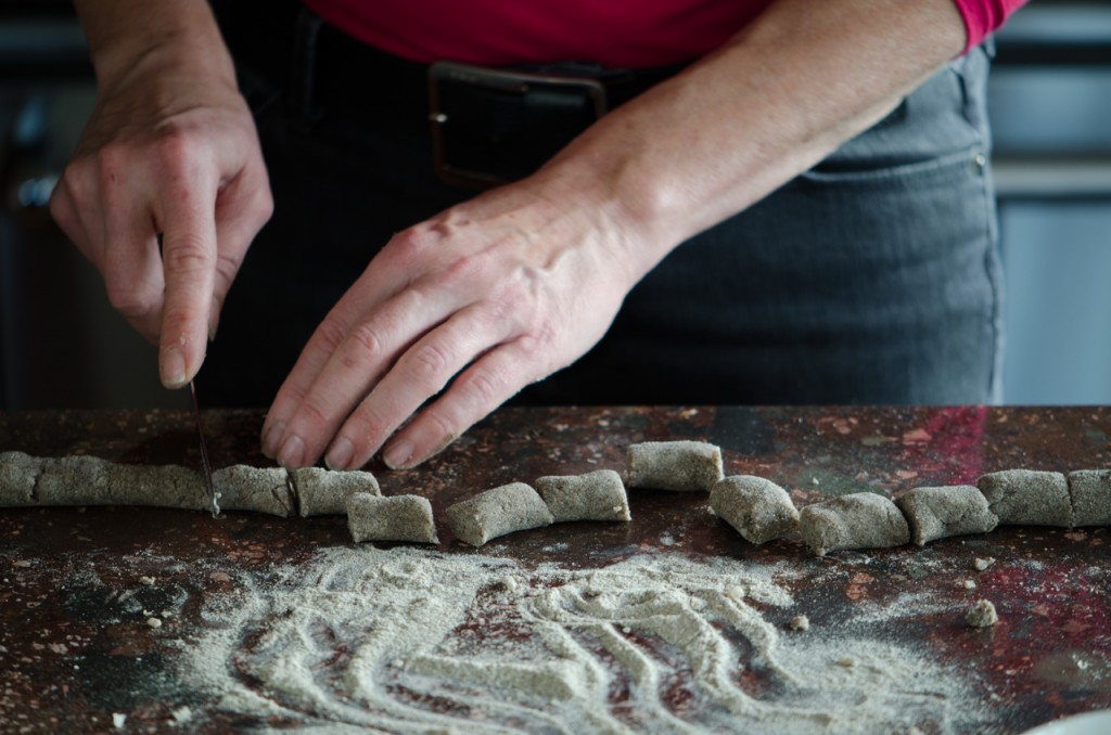 forming gnocchi gourmet cycling holidays italy italiaoutdoors food and wine