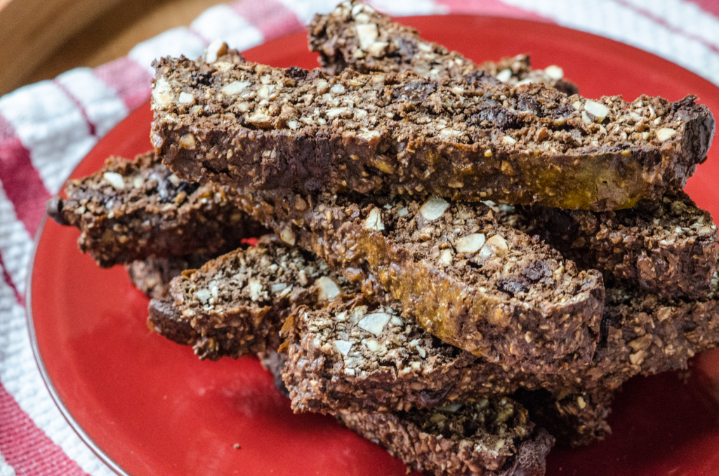 biscotti on plate custom bike tours italy