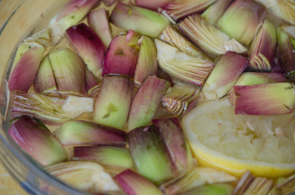 carciofi-violetti-bowl-italy-walking-tours-italiaoutdoors