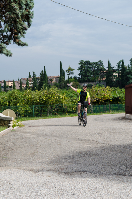 cyclist-amarone-cycling-tour-italy