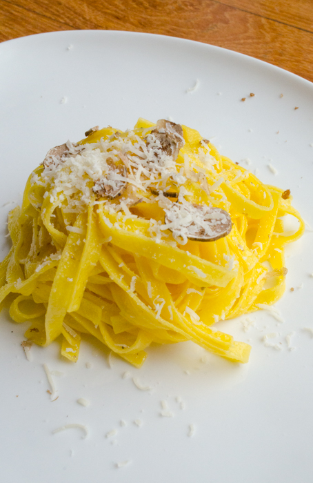 tagliatelle-tartufo-grana-walking-tours-italy