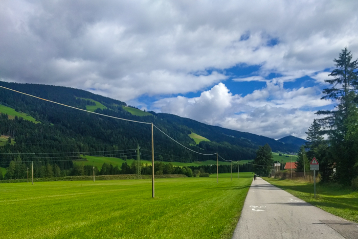 dolomites-hike-cycle-tour-italy