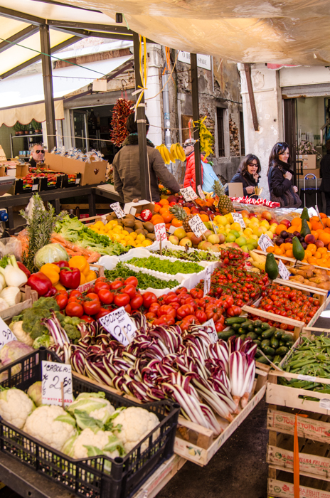 radicchio-tardivo-venice-italy-walking-tours