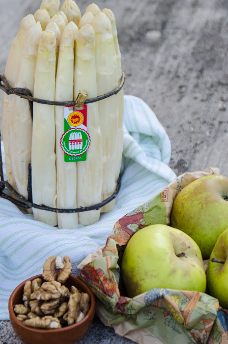 asparagus-apples-private-cycling-tours