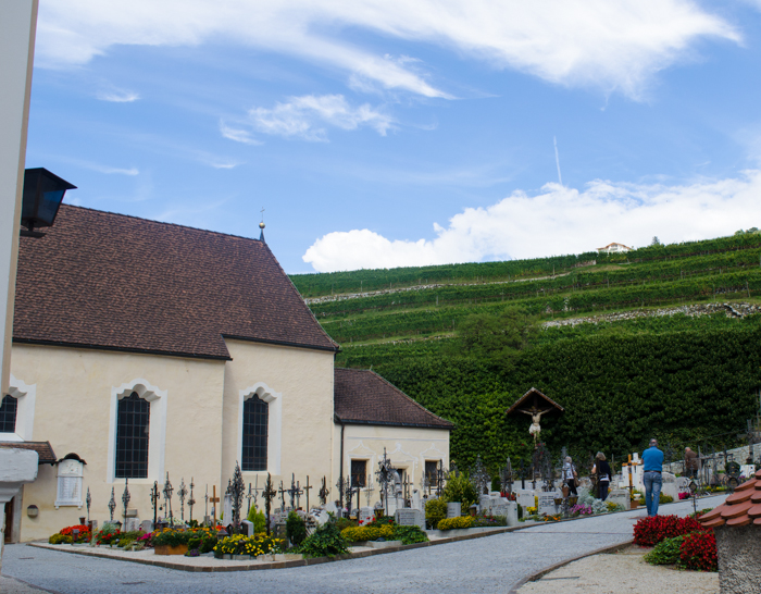 abbazia-novacella-cemetary-hiking-tour-italy