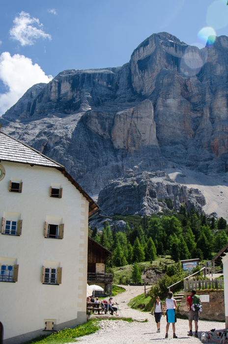 rifugio-s-croce-view-private-hiking-tours-dolomites