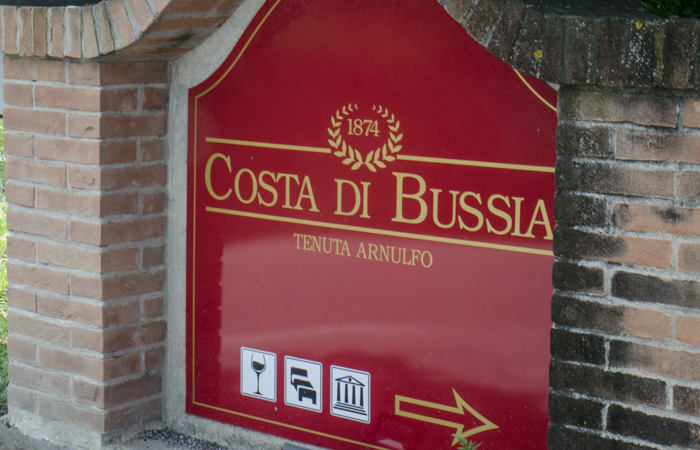 costa-di-bussia-sign