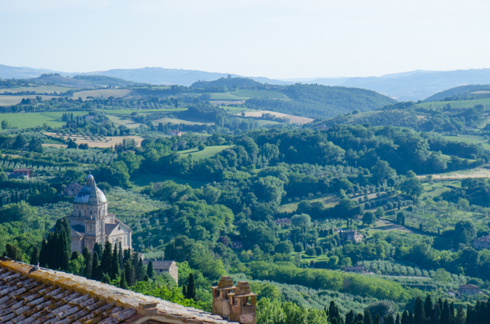 view-san-biagio-tuscany-tours-italiaoutdoors