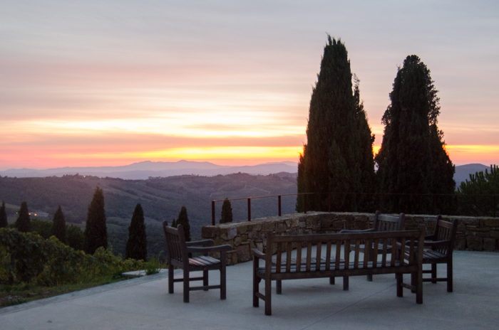 sunset-brunello-custom-tuscany-tour-italiaoutdoors