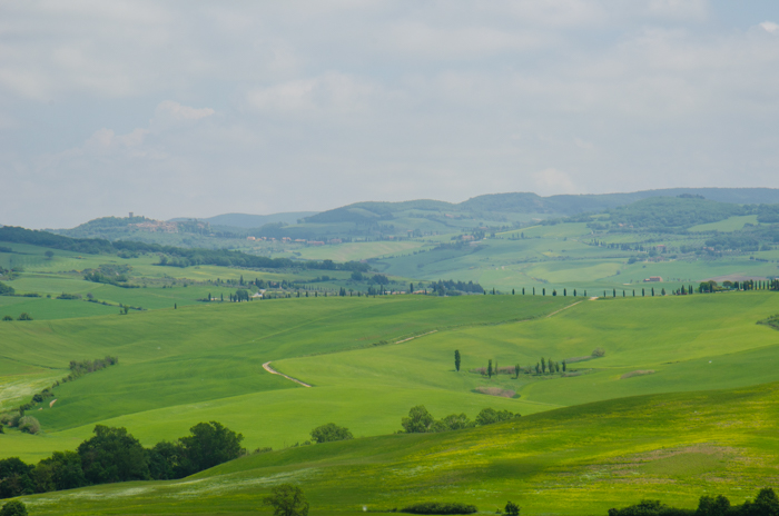 val-dorcia-tuscany-walking-tour-italiaoutdoors