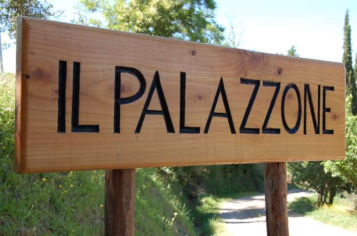 il-palazzone-sign-private-wine-tours-italiaoutdoors