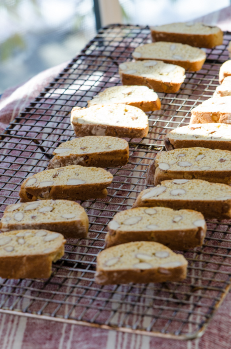 cantucci-cooling-tuscany-walking-private-italy-tours-italiaoutdoors