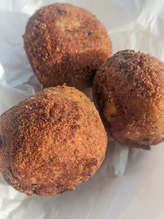 arancini-apple-sicily-italiaoutdoors-private-italy-tours